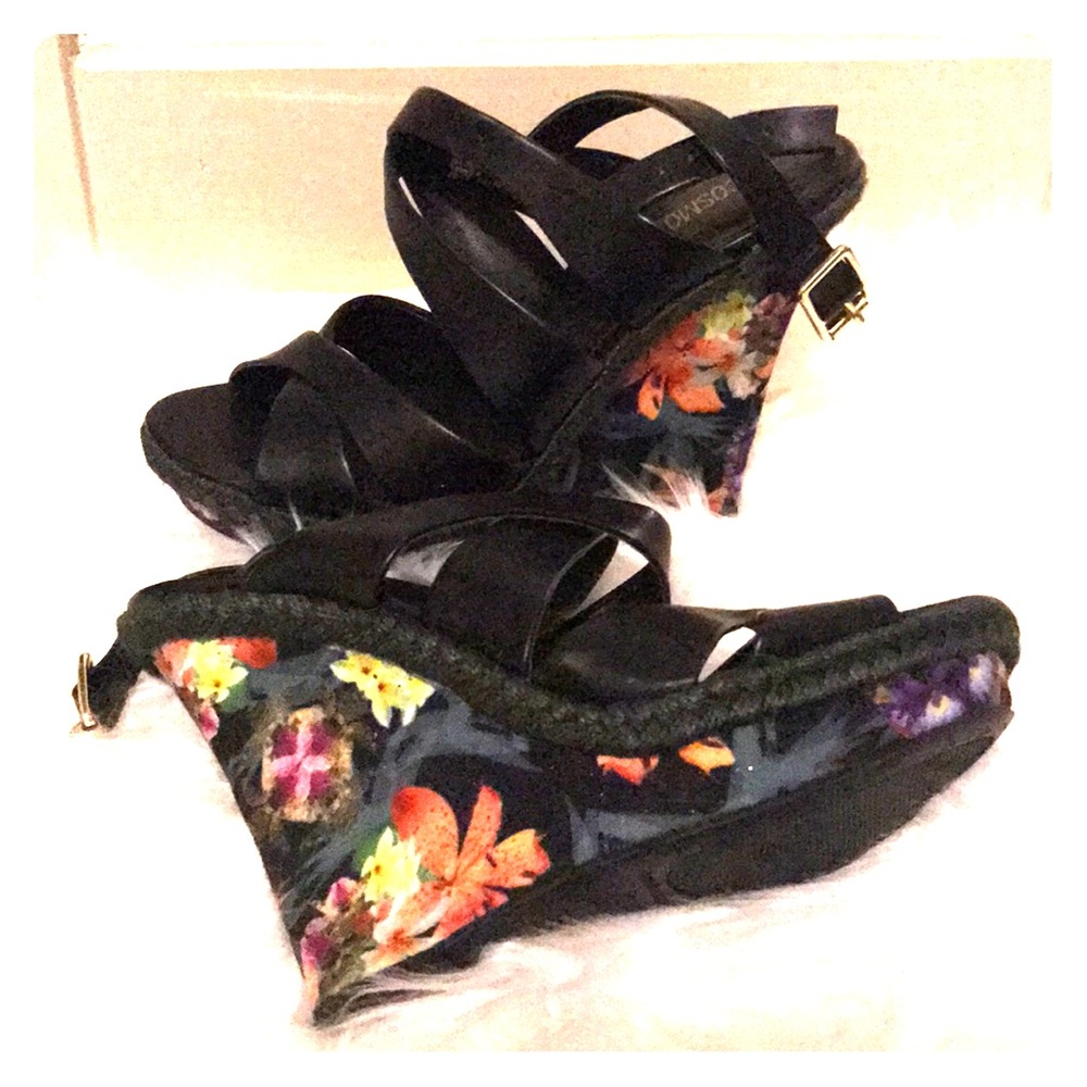 💛💛💛Floral Wedges